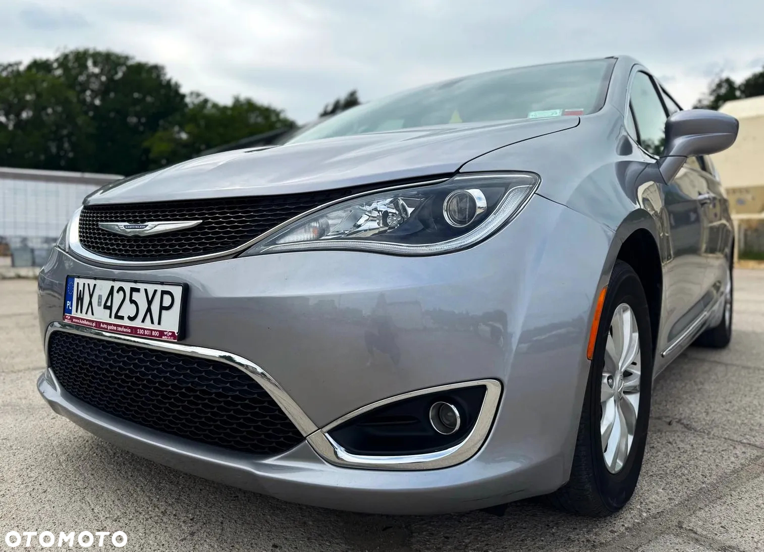 Chrysler Pacifica - 33