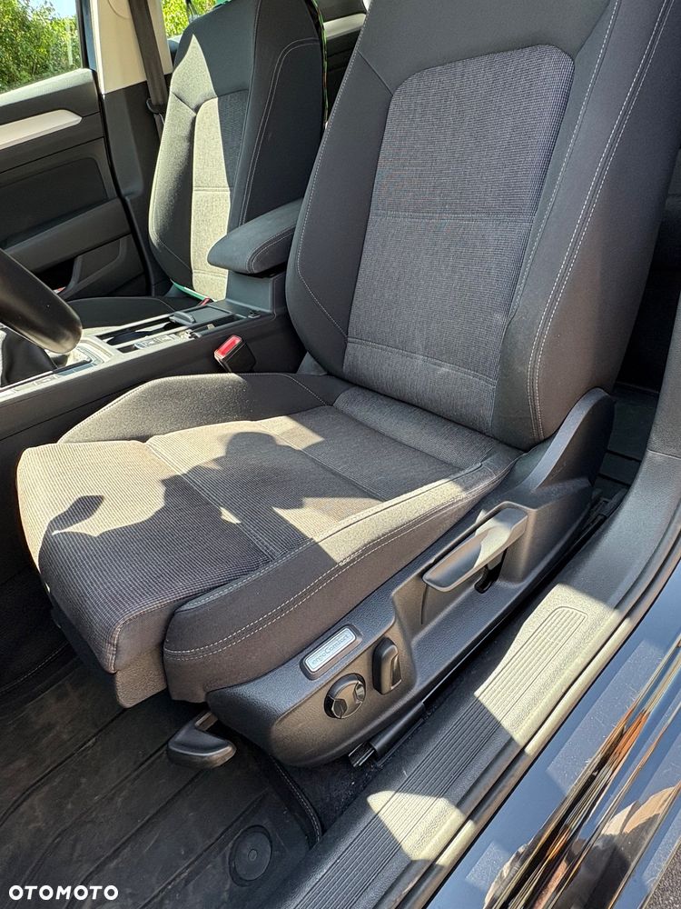 Volkswagen Passat 2.0 TDI BMT Comfortline - 15