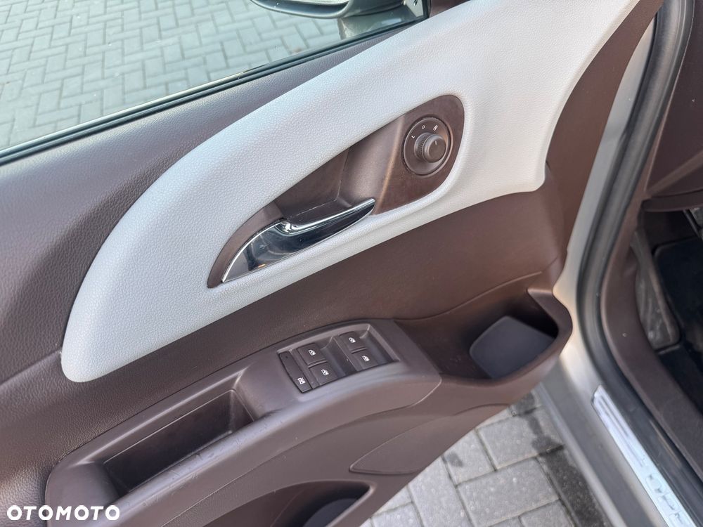 Opel Meriva 1.4 T Cosmo - 16