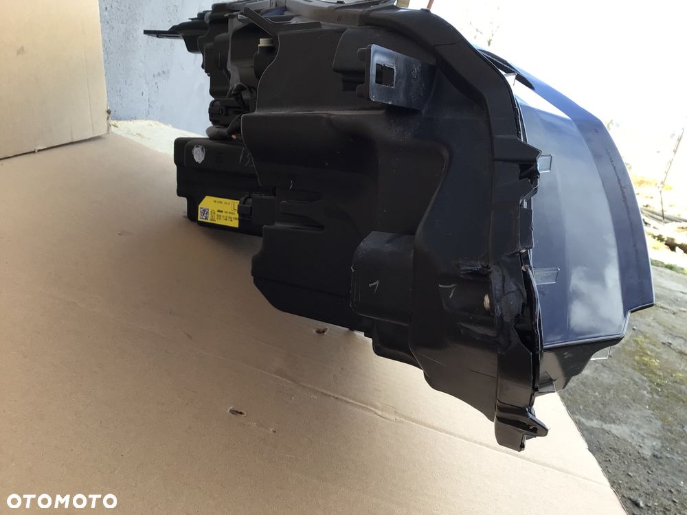 Lampa przednia lewa Nissan Qashqai J12 - 5
