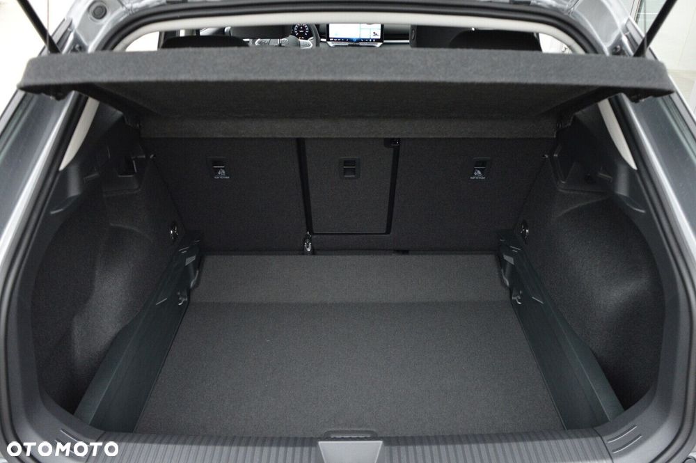 Volkswagen T-Roc 1.5 eTSI Life DSG - 26
