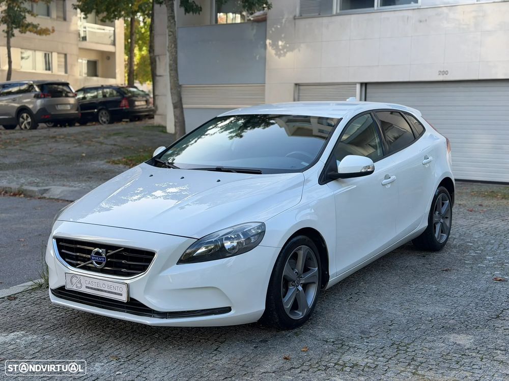 Volvo V40 1.6 D2 Summum - 1