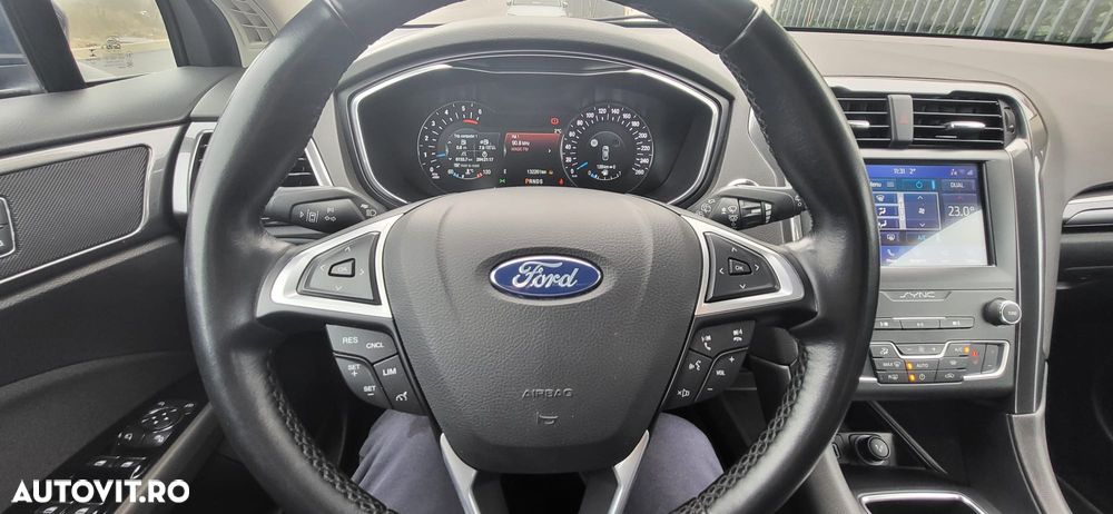 Ford Mondeo 2.0 TDCI Aut. Trend - 9