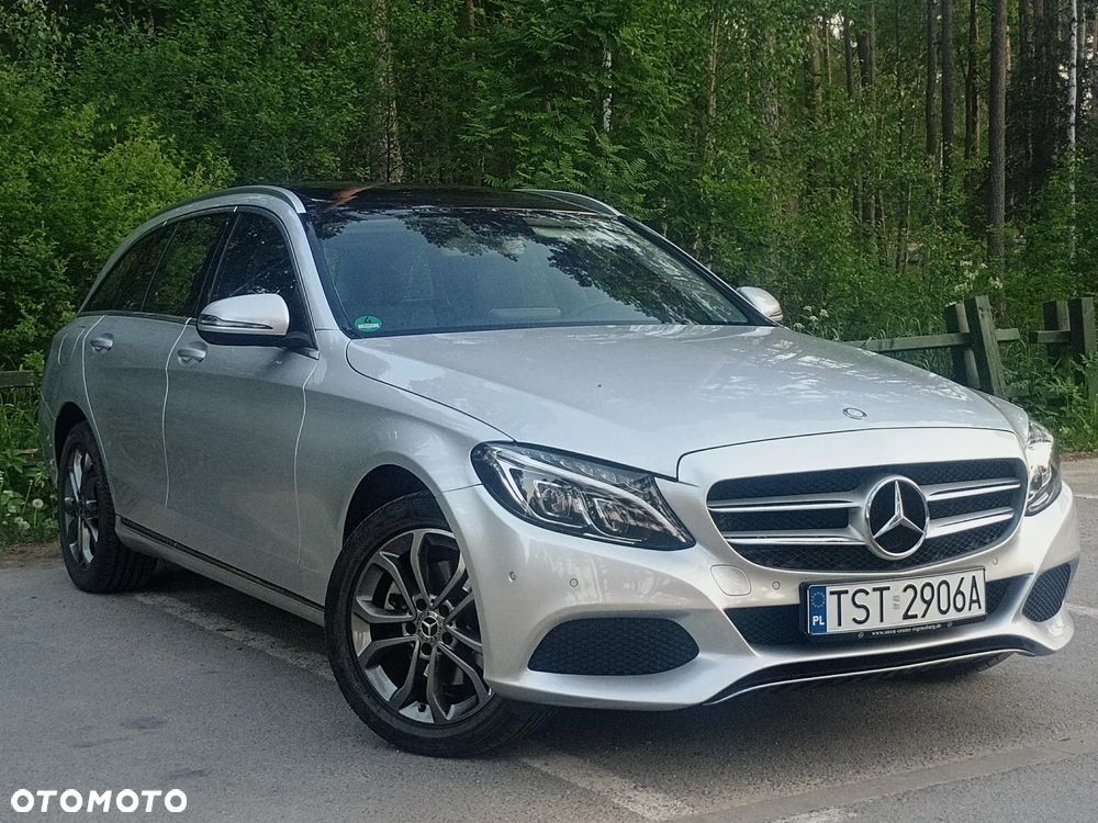 Mercedes-Benz Klasa C 200 4Matic 9G-TRONIC Avantgarde - 2