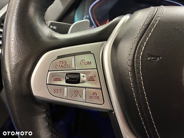 BMW X7 740Li xDrive sport - 33