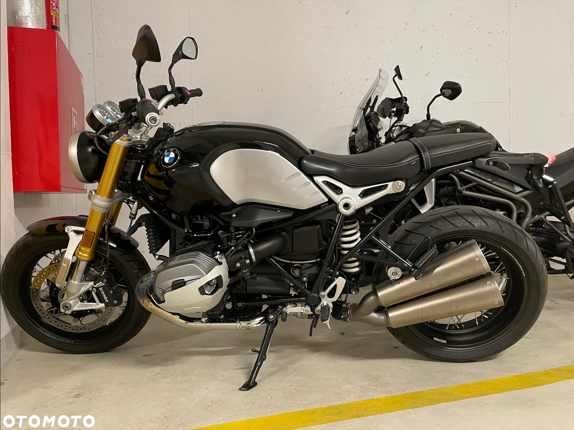 BMW R - 2