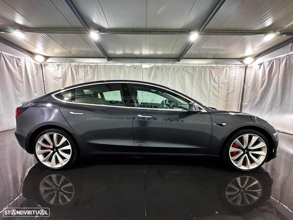 Tesla Model 3 Performance Dual Motor AWD - 12