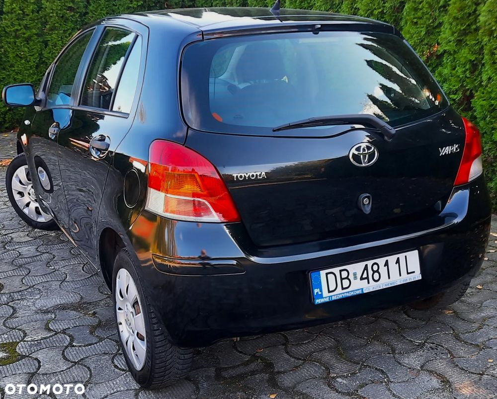 Toyota Yaris 1.0 VVT-i Cool - 4