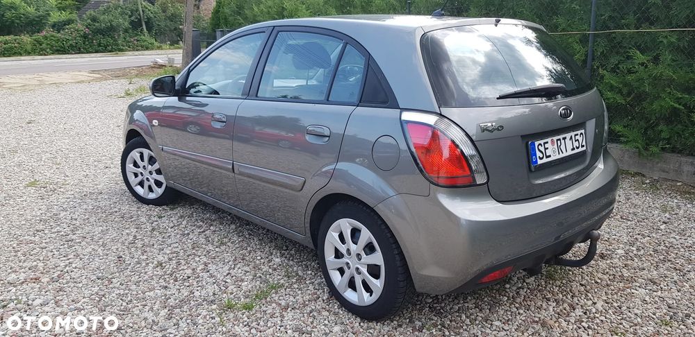 Kia Rio 1.4 Spirit - 6