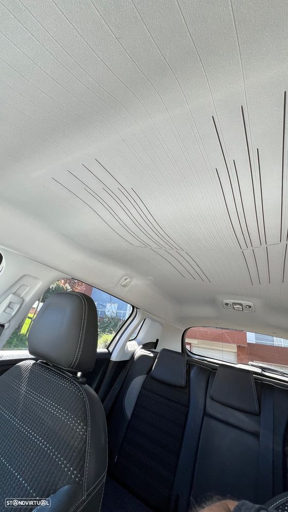 Peugeot 2008 1.6 BlueHDi Allure - 11