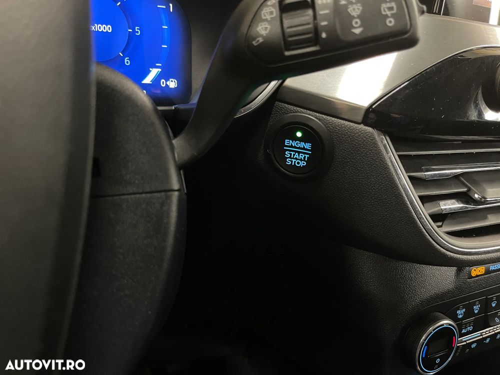 Ford Kuga 2.0 EcoBlue A8 AWD Titanium - 22