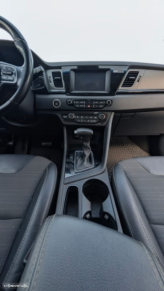 Kia Niro 1.6 GDi HEV - 8