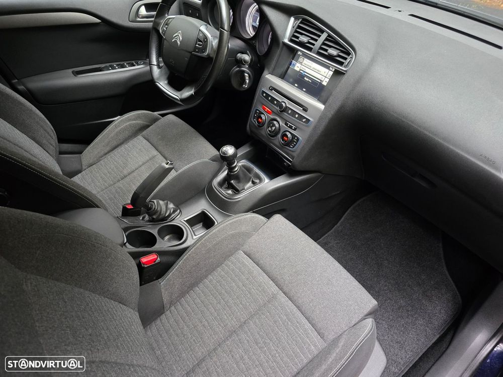 Citroën C4 1.2 PureTech Collection - 26