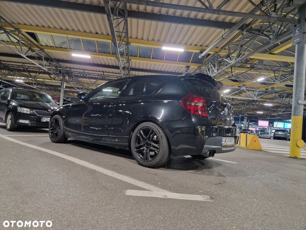 BMW Seria 1 120i - 6