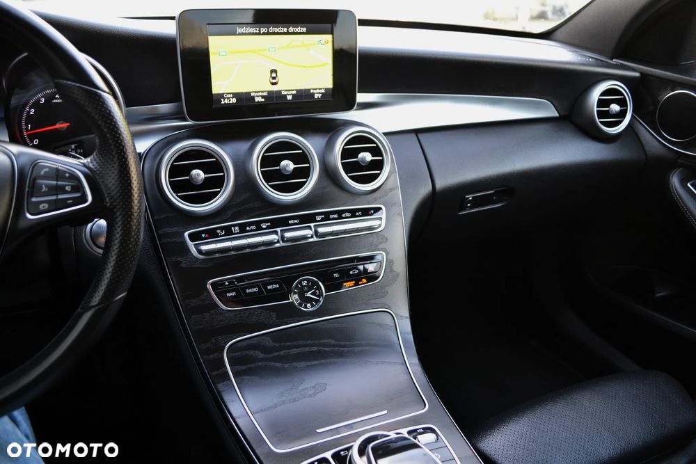 Mercedes-Benz Klasa C 200 4-Matic 7G-TRONIC - 13
