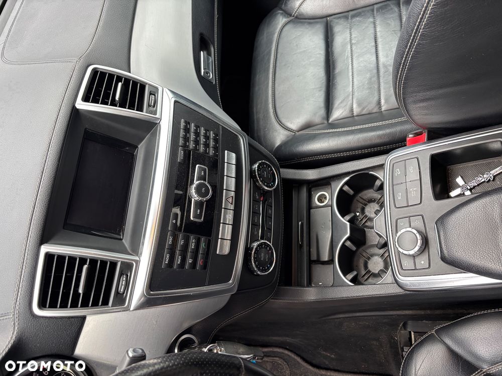 Mercedes-Benz ML 350 BlueTEC 4MATIC 7G-TRONIC Edition 1 - 26