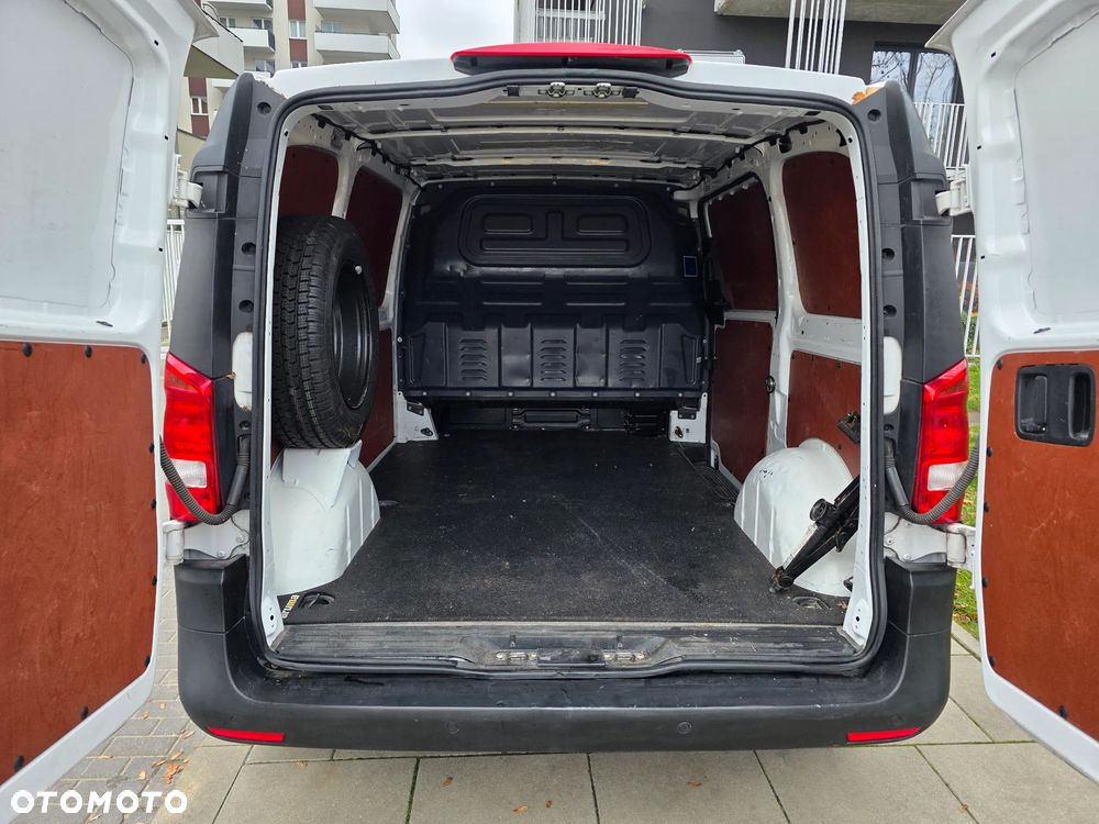 Mercedes-Benz Vito - 20