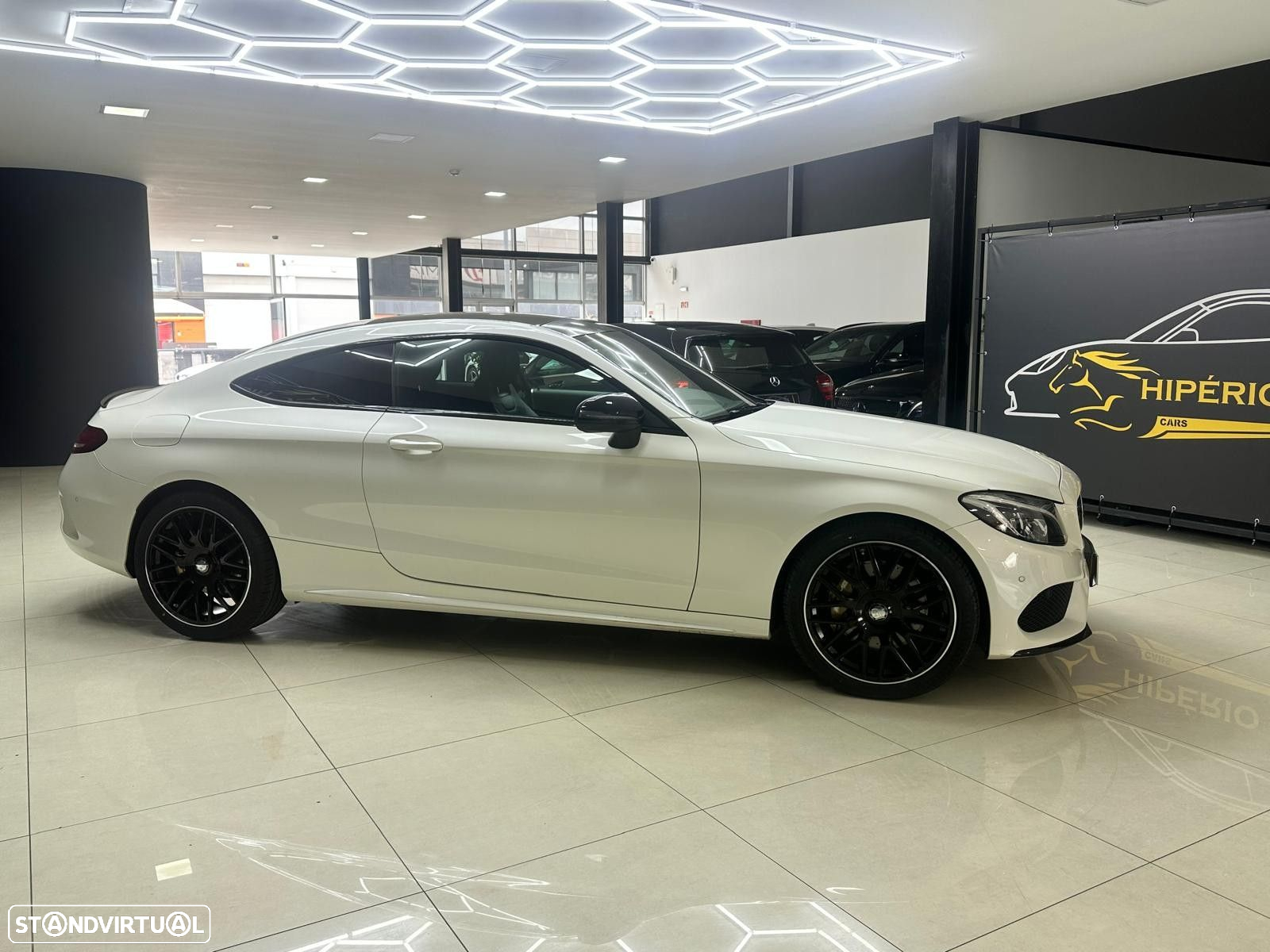 Mercedes-Benz C 250 d Coupe 9G-TRONIC AMG Line - 6
