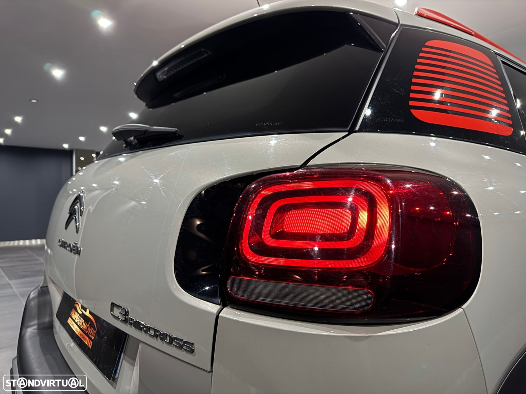 Citroën C3 Aircross 1.2 PureTech Shine - 32