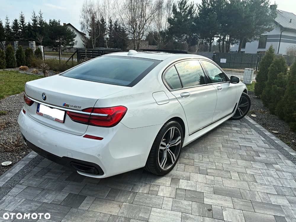 BMW Seria 7 740Li - 23