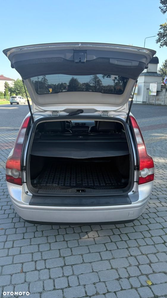 Volvo V50 - 10