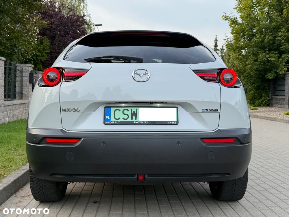 Mazda MX-30 e-SKYACTIV EXCLUSIVE-LINE - 28
