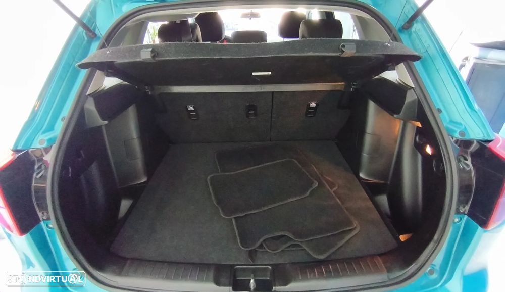 Suzuki Vitara 1.0T GLE - 17