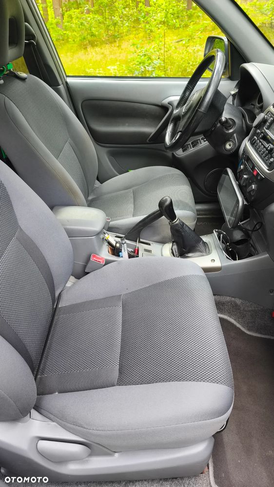 Toyota RAV4 2.0 VVT-i Sol - 9