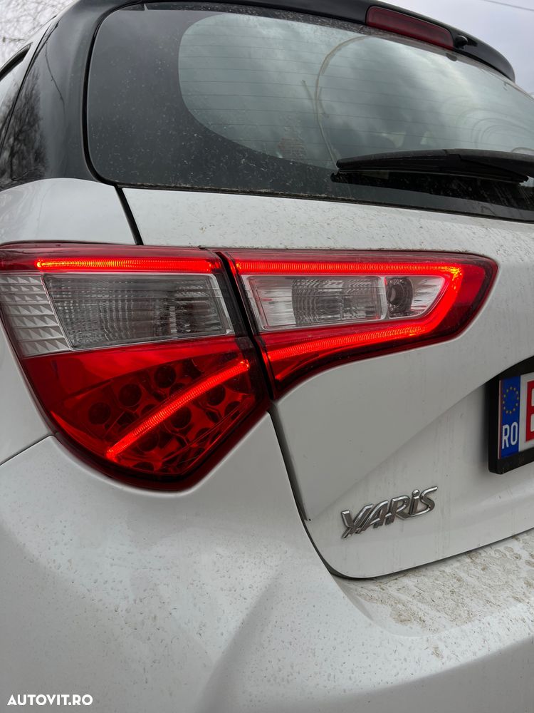 Toyota Yaris - 6