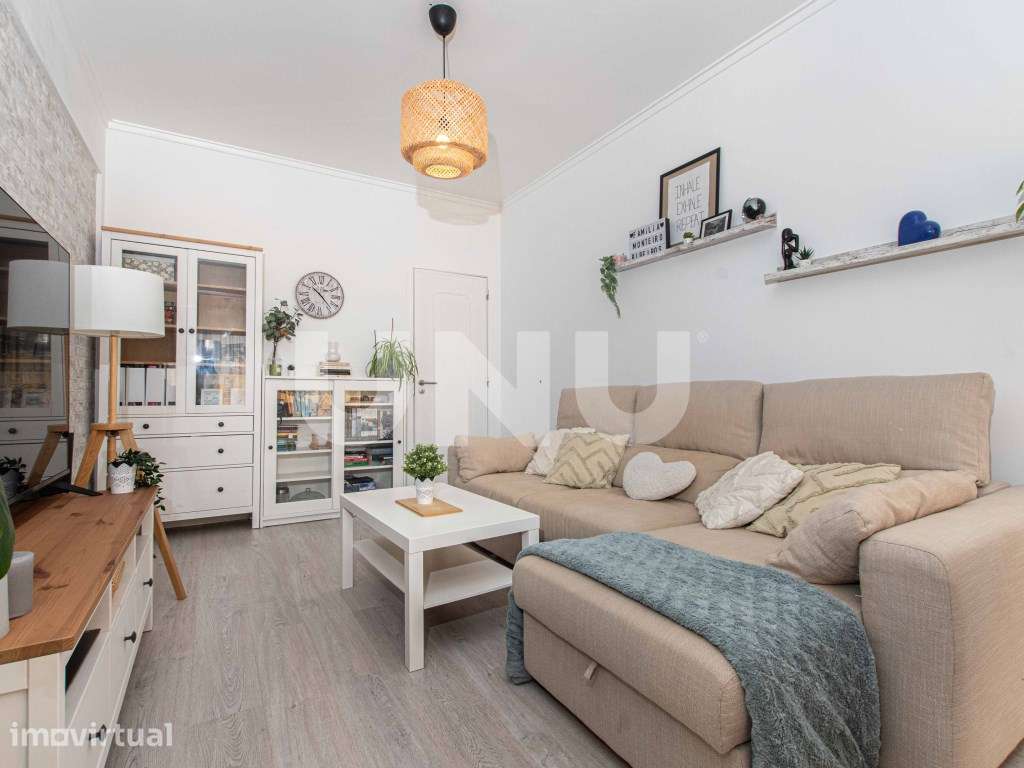Apartamento T2 remodelado em Vialonga! - Grande imagem: 5/20