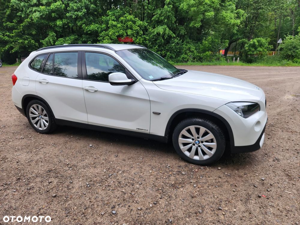 BMW X1 xDrive18d xLine - 13