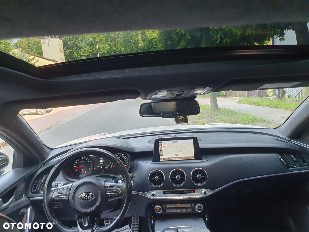 Kia Stinger 3.3 T-GDI V6 GT AWD - 9