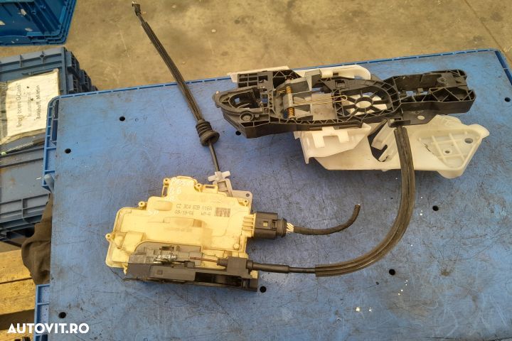 Broasca usa spate dreapta 3C4839016A Volkswagen VW Passat B6 [2005 - - 2