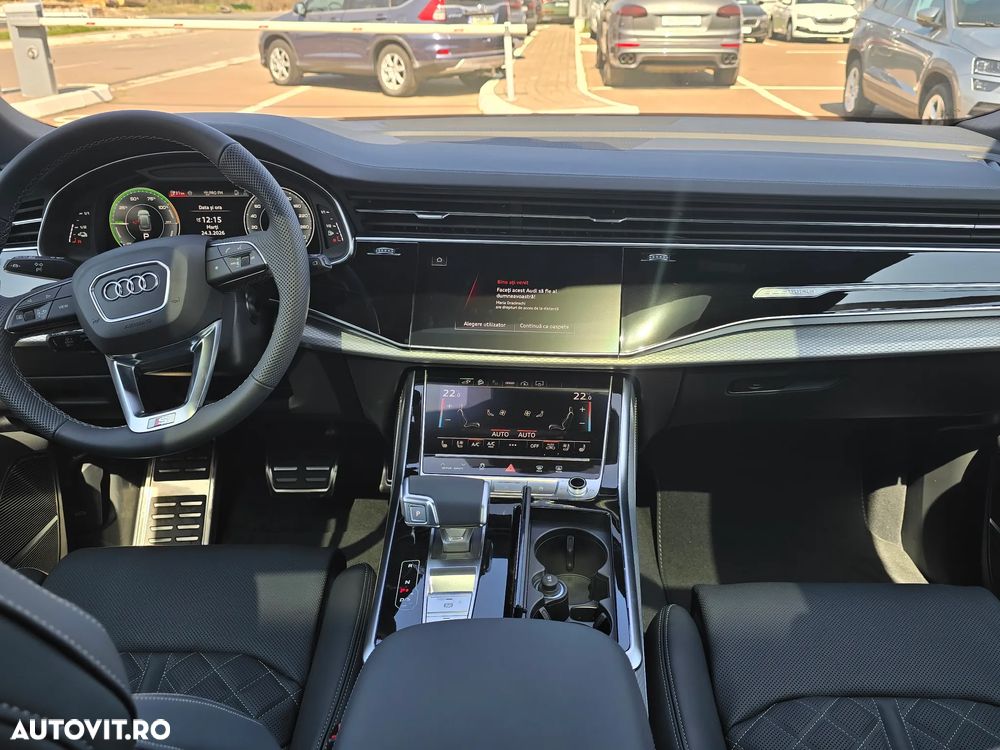 Audi Q8 55 TFSI e quattro Tiptronic PHEV - 10