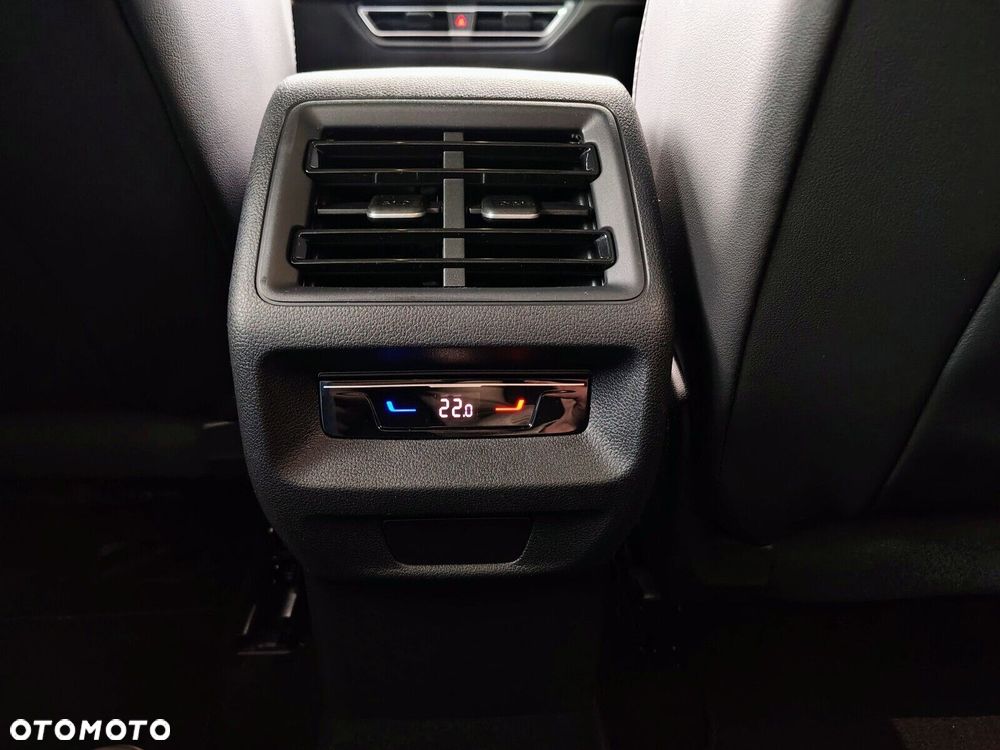 Volkswagen Tiguan - 24