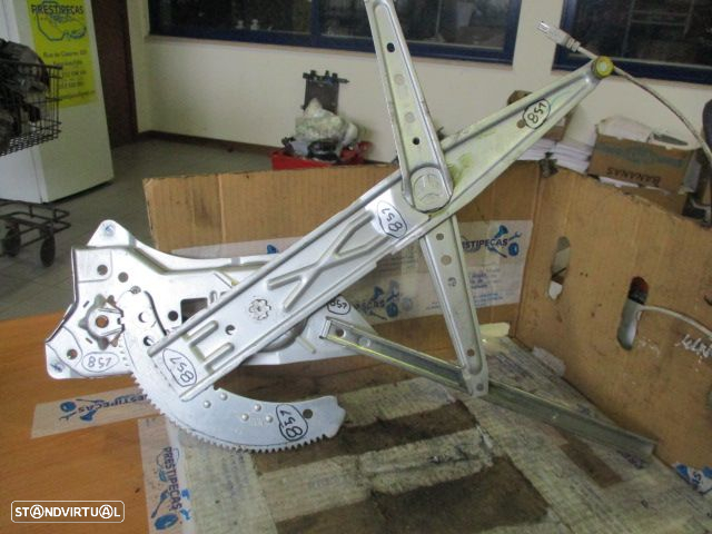 Elevador Sem Motor 8200188551 RENAULT KANGOO 2007 1.5DCI 70CV 4P CINZA FD - 3