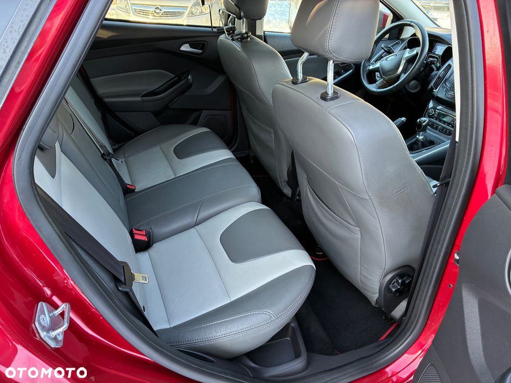 Ford Focus SW ver-1-6-tdci-econetic-88g-start--stopp--system-titanium - 12