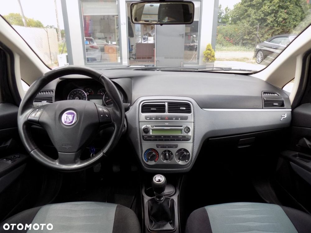 Fiat Grande Punto - 5