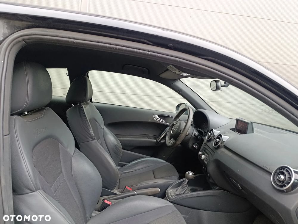 Audi A1 3-drzwiowe 1.4 TFSI 119g S tronic S line edition - 14