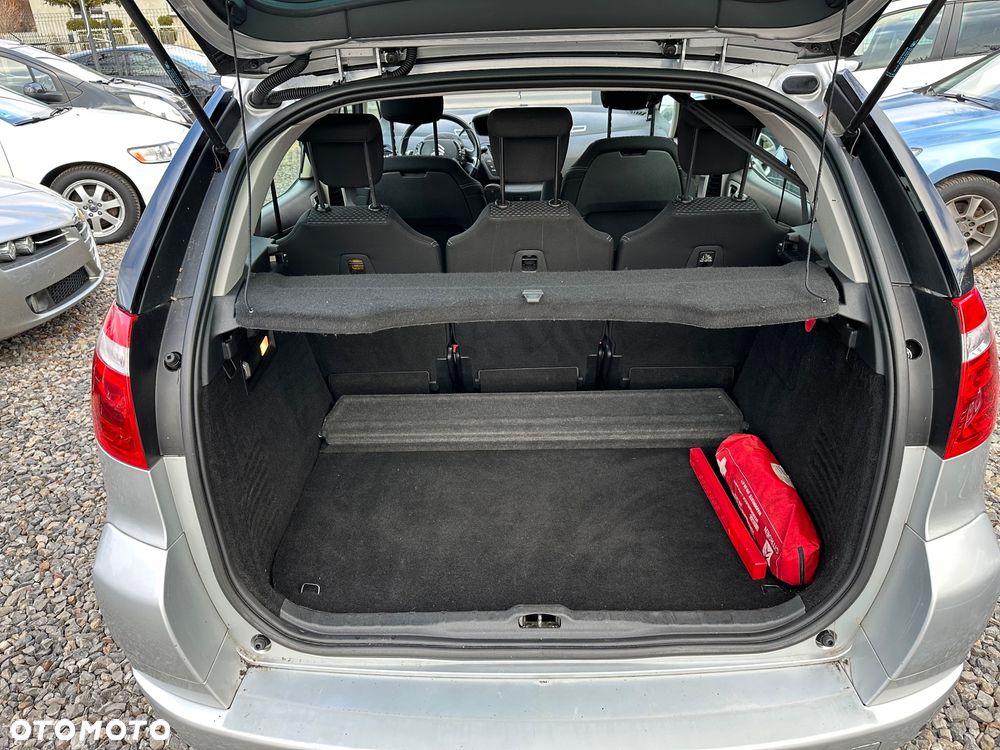 Citroën C4 Picasso 2.0 16V Exclusive - 16