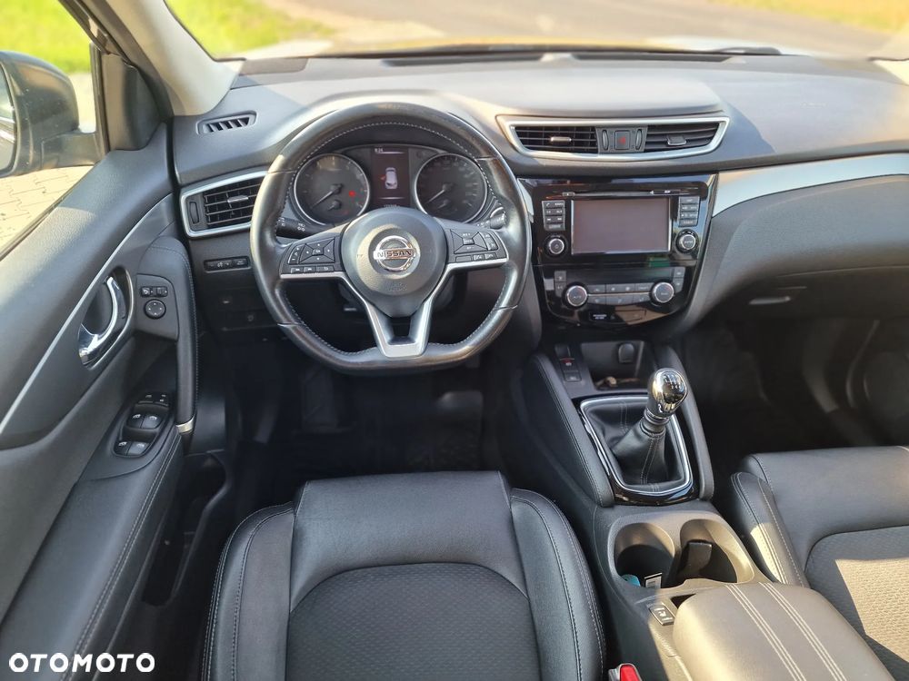Nissan Qashqai 1.6 DIG-T 360 - 24
