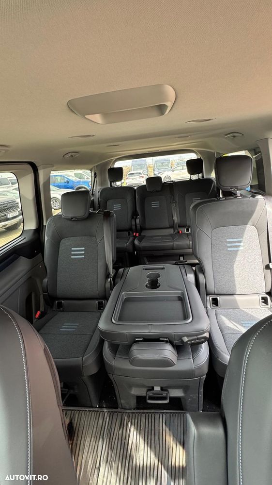 Ford Tourneo Custom Bus 320 2.0 EcoBlue 170 CP L2H1 Active Aut. - 18