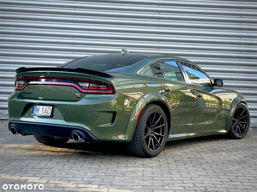 Dodge Charger 6.4 Scat Pack Widebody - 5