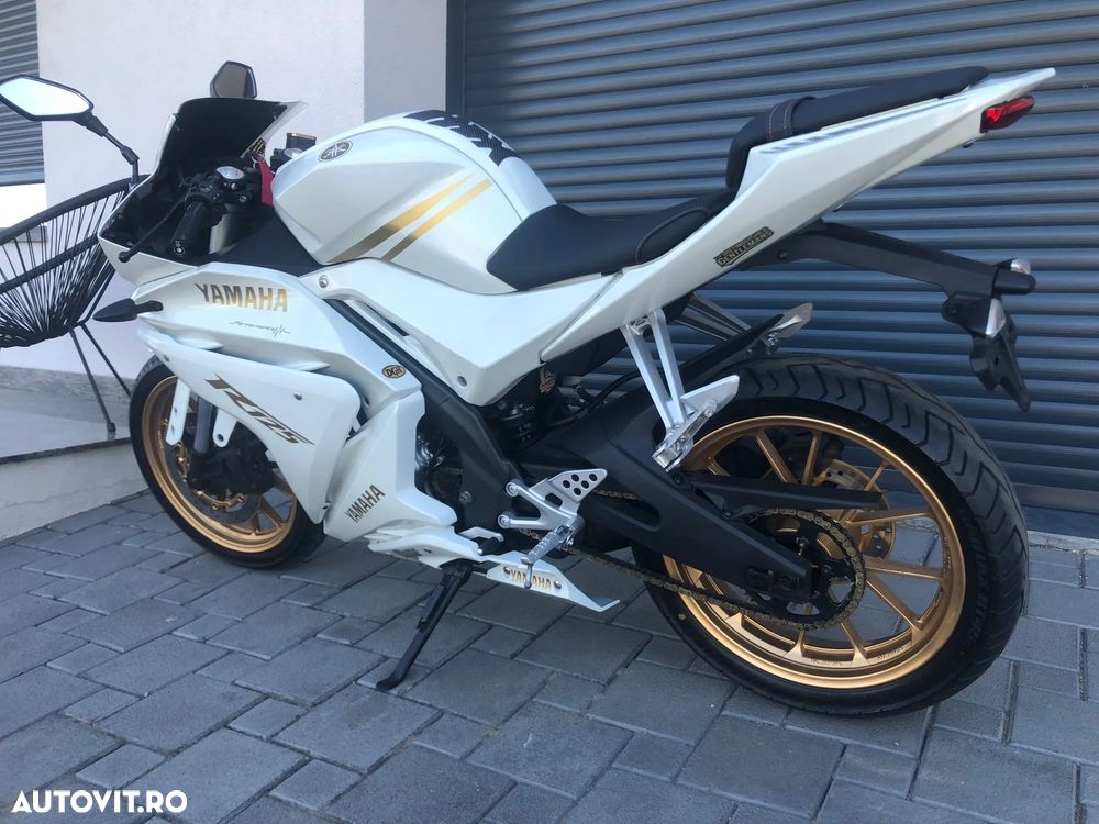 Yamaha YZF-R 125 - 6