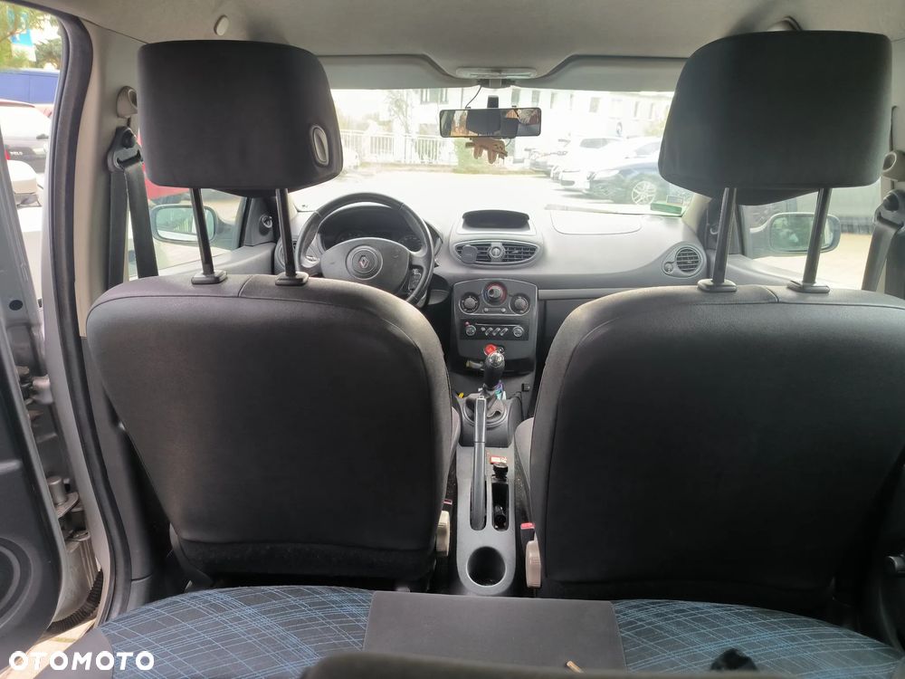 Renault Clio 1.2 16V Expression - 7