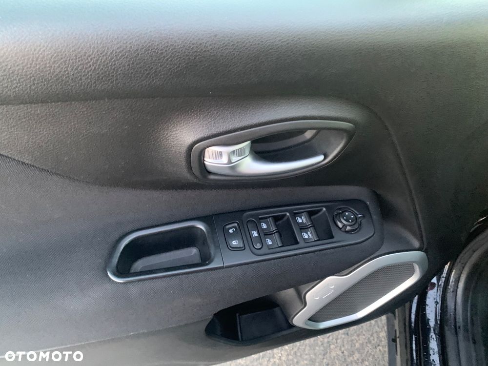 Jeep Renegade 1.0 GSE T3 Turbo Sport FWD S&S - 19