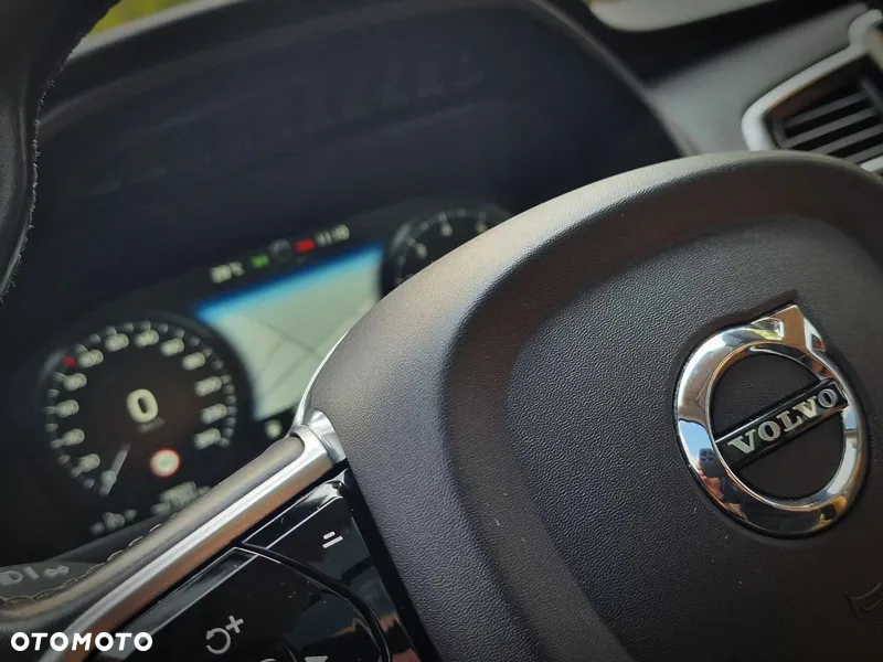 Volvo XC 90 T6 AWD Momentum 7os - 30