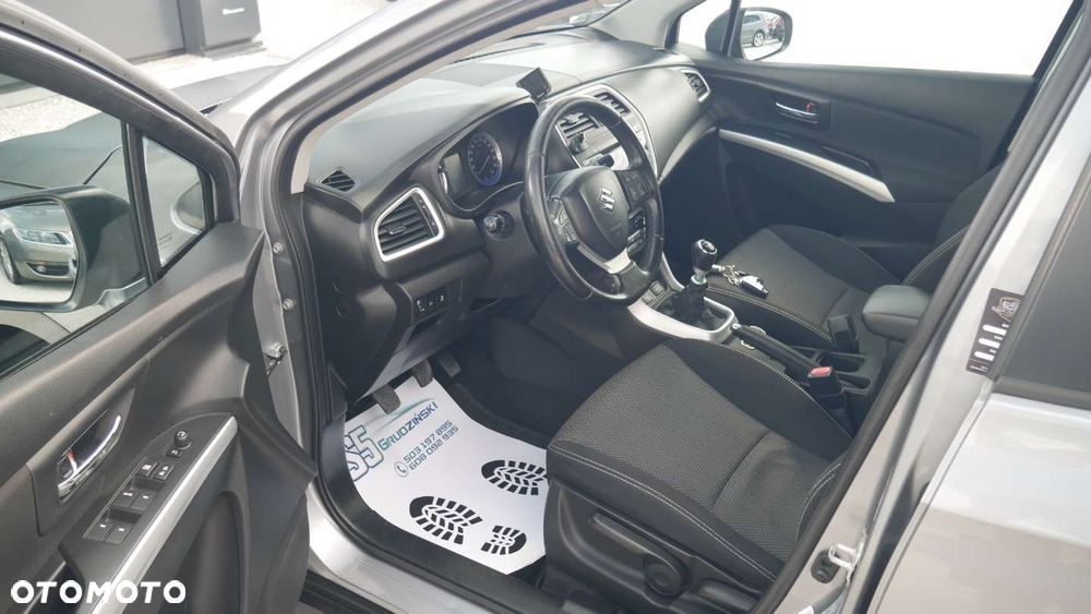Suzuki SX4 S-Cross - 11