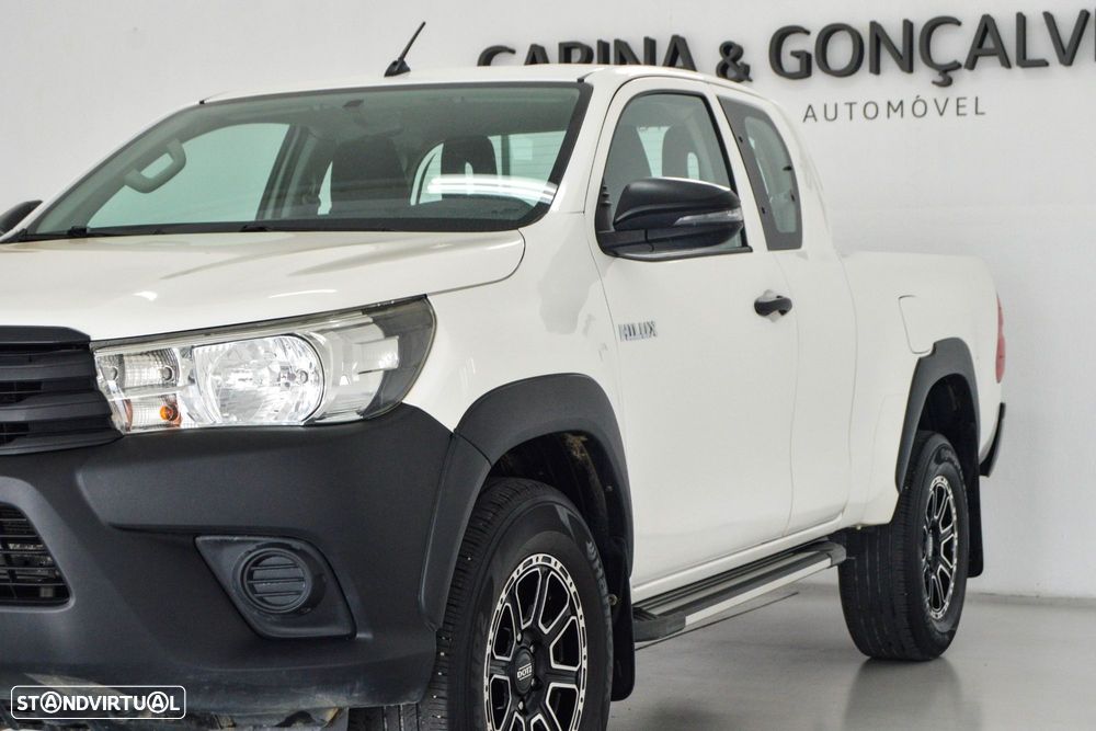 Toyota Hilux 2.4 D-4D 4X2 Cabine Extra 3L - 20