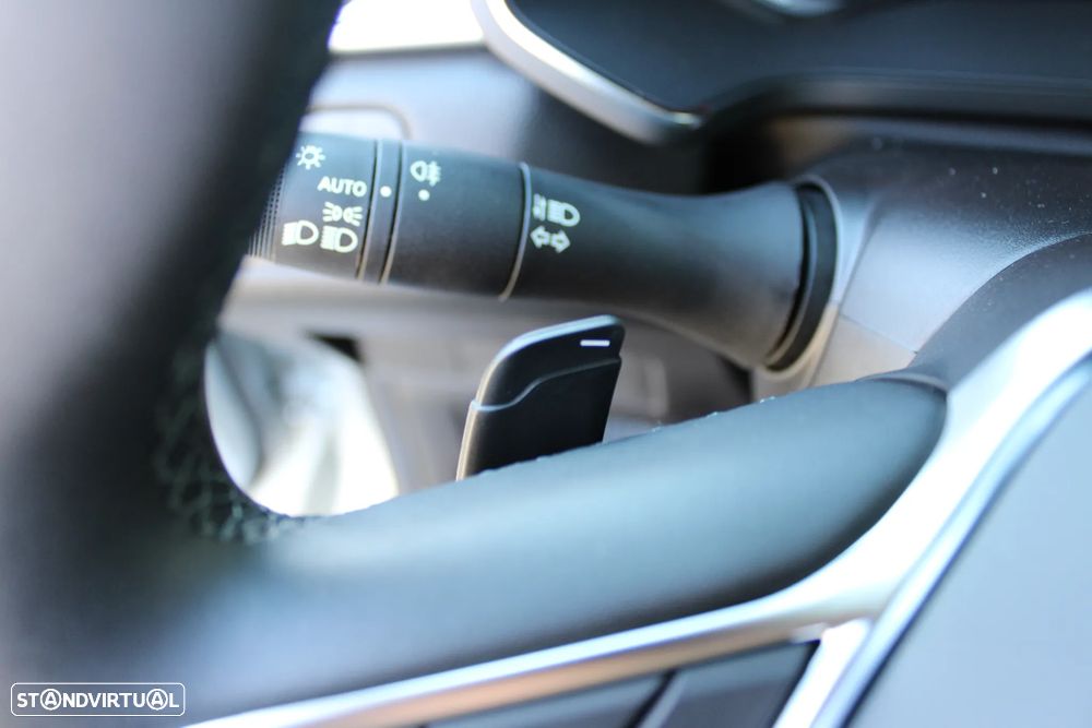 Renault Captur TCe Mild Hybrid 140 EDC GPF EVOLUTION - 17